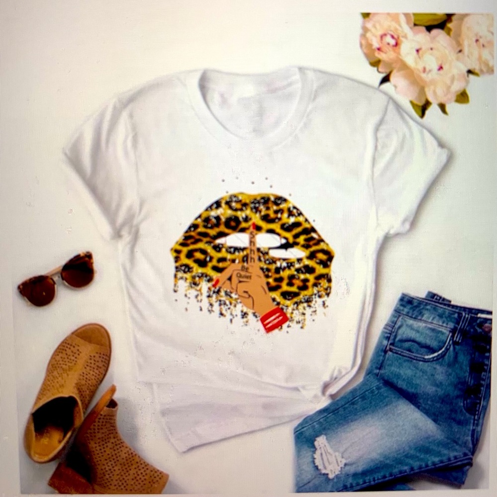 T-shirt leopard biting lip “shh be quiet “